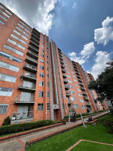 Apartamento en venta Cundinamarca Bogotá Atenas 140 m2 Habitaciones 3 Baños 2 Garajes 2 Precio $845000000
