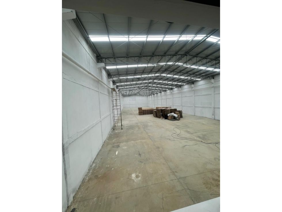 Bodega en arriendo Bolívar Cartagena Br San Pedro 1500 m2 Habitaciones 0 Baños 2 Garajes 0 Precio $30000000