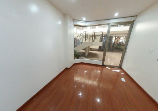 Local en arriendo Cundinamarca Bogotá Santa Barbara Occidental 14 m2 Habitaciones 0 Baños 0 Garajes 0 Precio $1100000