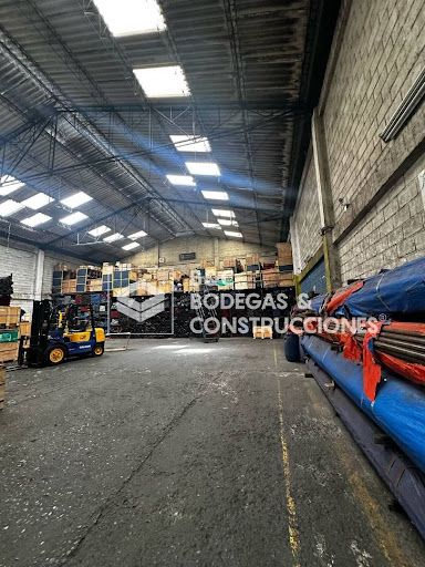 Bodega en arriendo Antioquia Medellín La Candelaria 1400 m2 Habitaciones 0 Baños 3 Garajes 0 Precio $43000000