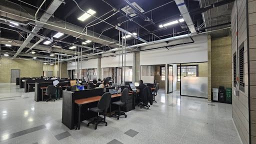 Oficina en arriendo Antioquia Itagüí San Fernando 820 m2 Habitaciones 0 Baños 7 Garajes 0 Precio $43000000