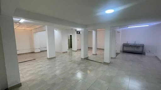 Local en arriendo Antioquia Medellín Moravia 200 m2 Habitaciones 0 Baños 3 Garajes 0 Precio $6000000