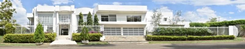 Casa en venta Valle Del Cauca Cali Parcelacion Cerros La Buitrera 1600 m2 Habitaciones 10 Baños 10 Garajes 4 Precio $7500000000