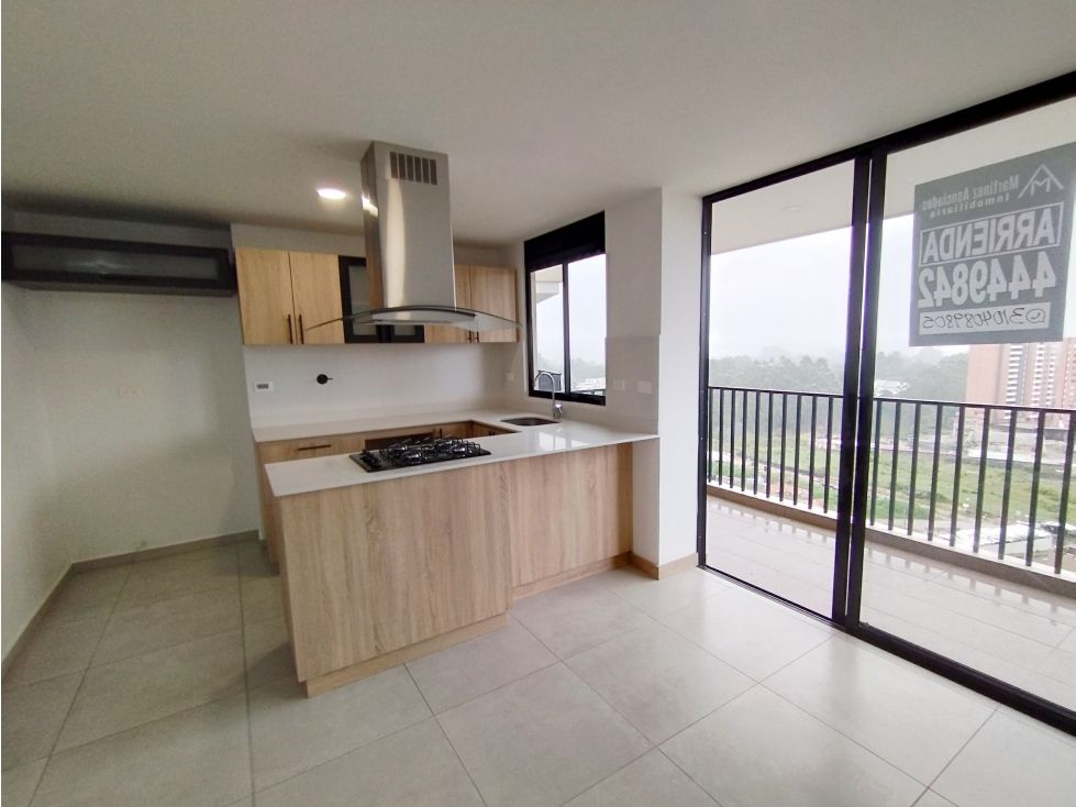 Apartamento en arriendo Antioquia Rionegro San Antonio 67 m2 Habitaciones 2 Baños 2 Garajes 2 Precio $2800000
