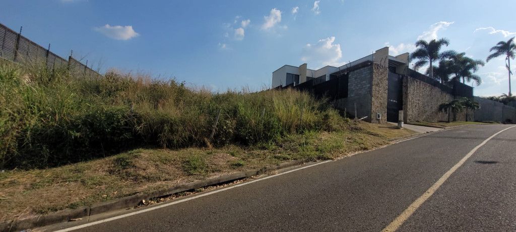 Lote en venta Valle Del Cauca Cali Parcelaciones Pance 0 m2 Habitaciones 0 Baños 0 Garajes 0 Precio $1200000000