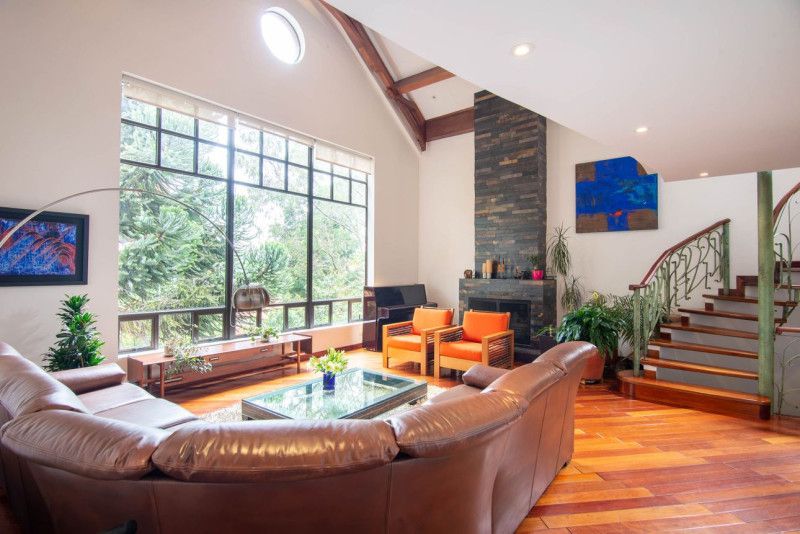 Apartamento en venta Cundinamarca Bogotá Cerros De Santa Barbara 254 m2 Habitaciones 4 Baños 3 Garajes 2 Precio $2800000000