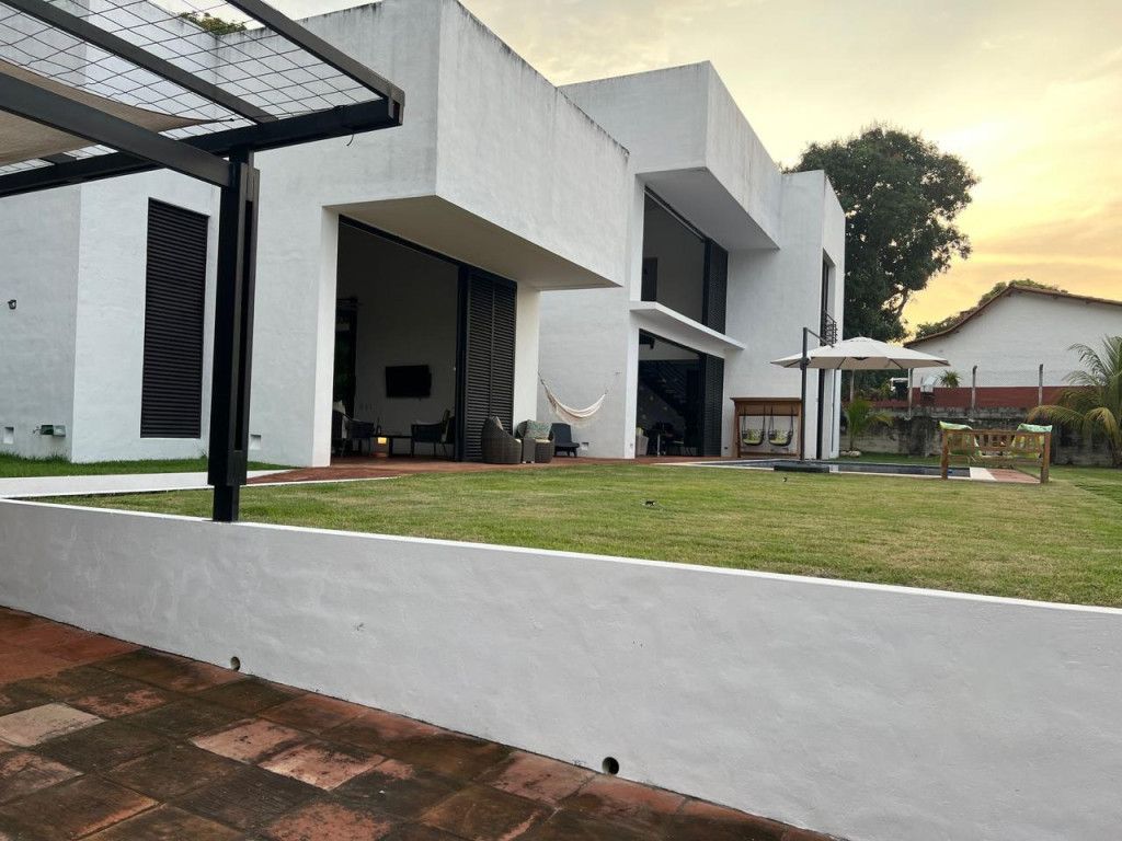 Casa en venta Tolima Honda El Triunfo 454 m2 Habitaciones 4 Baños 3 Garajes 4 Precio $3500000000