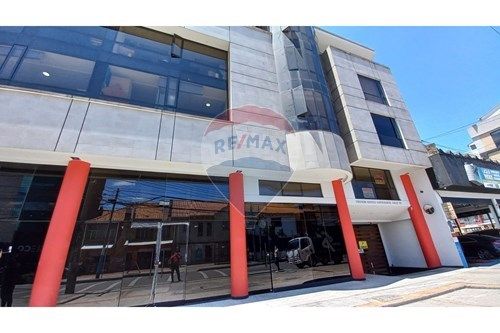 Oficina en arriendo Cundinamarca Bogotá Cr Quintas Del Recreo Et V 32 m2 Habitaciones 0 Baños 1 Garajes 1 Precio $1500000