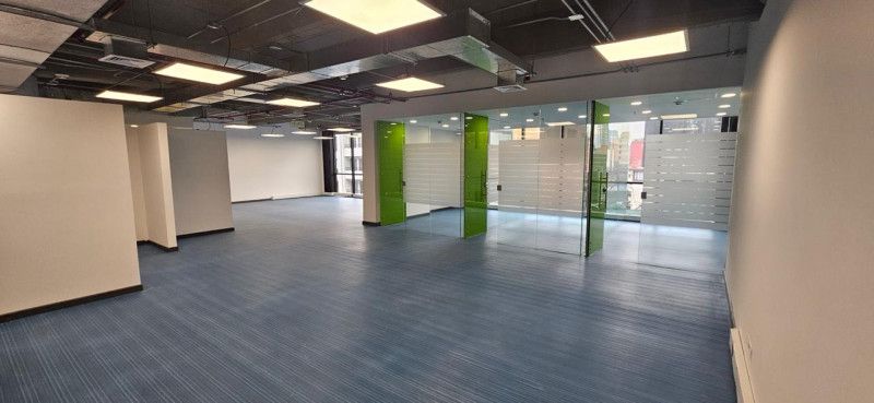 Oficina en venta Cundinamarca Bogotá Antiguo Country 157 m2 Habitaciones 0 Baños 0 Garajes 4 Precio $1625000000