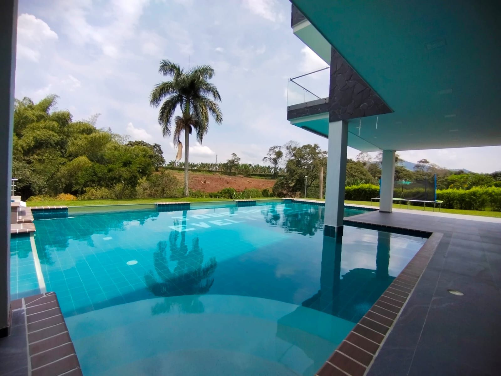 Casa Campestre en arriendo Risaralda Pereira Ur Rincon De La Palma 720 m2 Habitaciones 6 Baños 6 Garajes 6 Precio $12000000