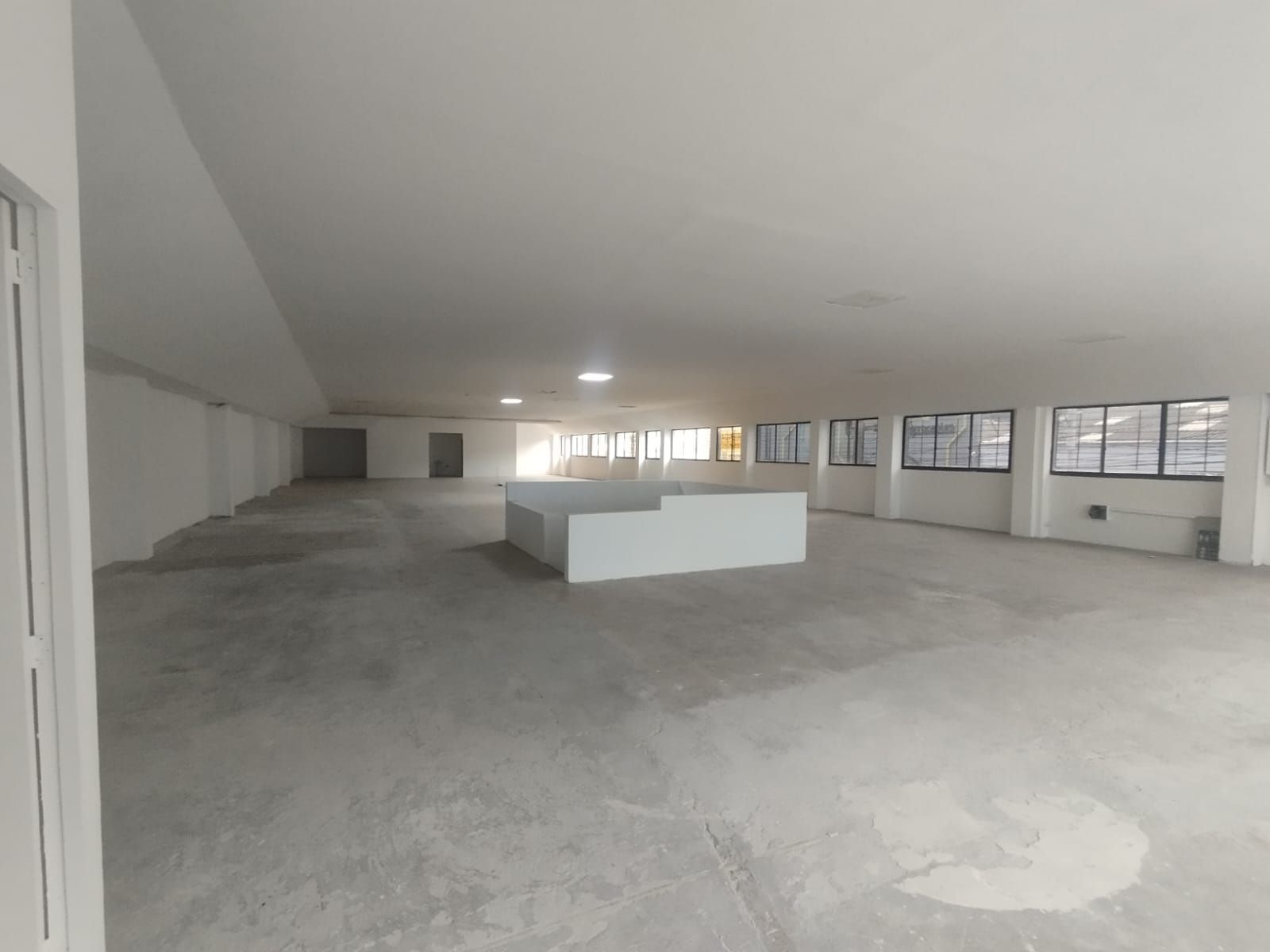 Bodega en arriendo Antioquia Medellín Colombia 650 m2 Habitaciones 0 Baños 6 Garajes 0 Precio $25000000