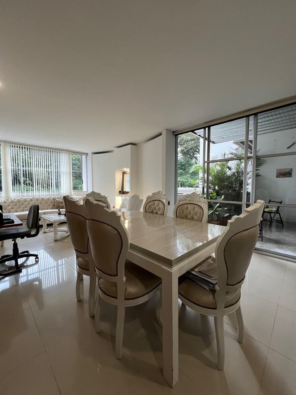 Apartamento en venta Valle Del Cauca Cali Urbanización Ciudad Jardín 125 m2 Habitaciones 3 Baños 3 Garajes 2 Precio $575000000