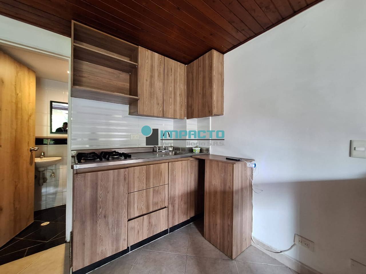 Apartaestudio en arriendo Antioquia Medellín Santa Teresita 45 m2 Habitaciones 1 Baños 1 Garajes 0 Precio $1500000