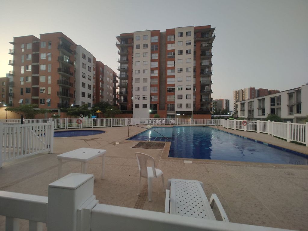 Apartamento en venta Valle Del Cauca Cali Conjunto Residencial Celeste 98 m2 Habitaciones 3 Baños 3 Garajes 1 Precio $410000000