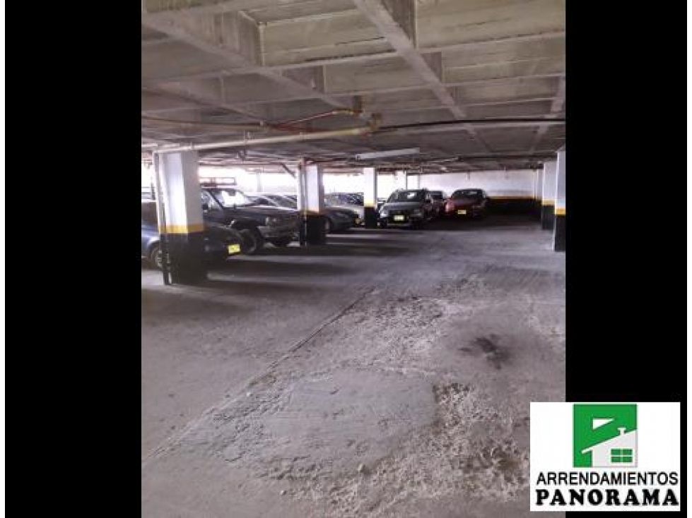 Local en arriendo Antioquia Medellín Manrique Central No2 715 m2 Habitaciones 0 Baños 1 Garajes 0 Precio $12000000