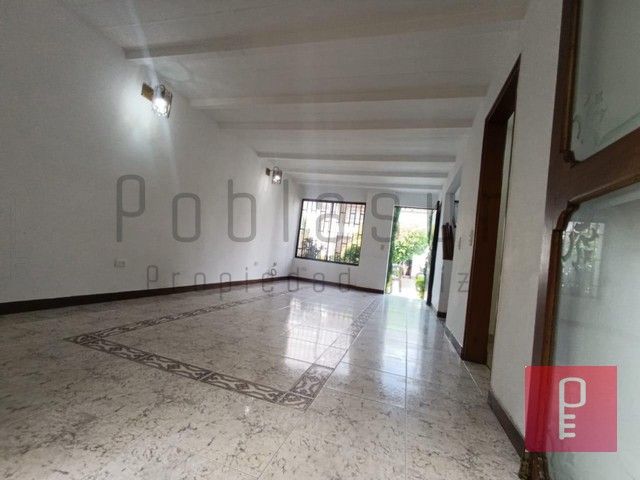 Casa en arriendo Antioquia Envigado Villas Del Vallejuelo 1 155 m2 Habitaciones 4 Baños 2 Garajes 2 Precio $4000000