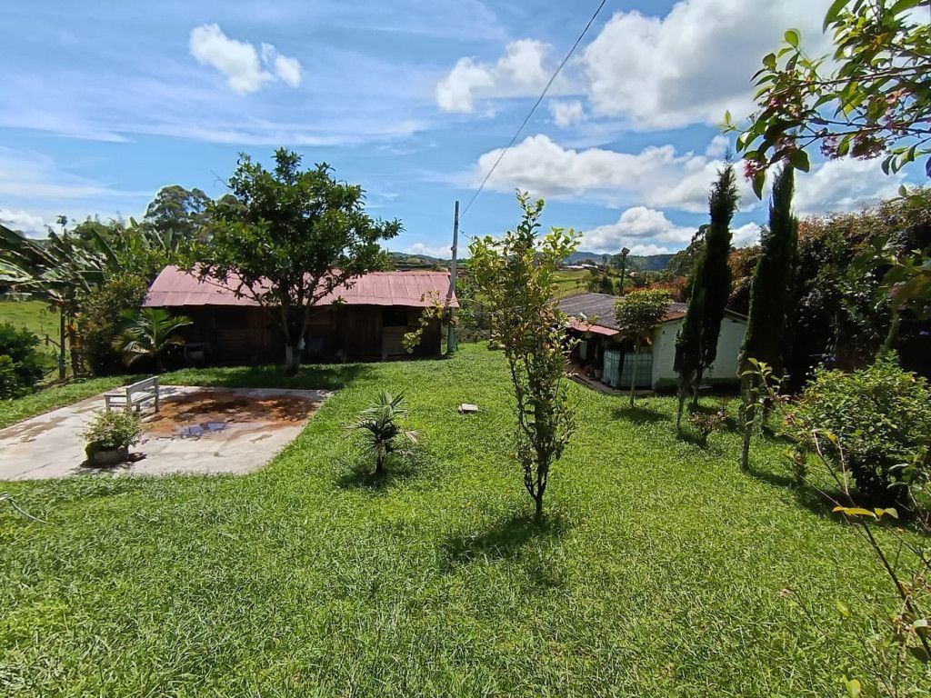 Finca en venta Antioquia Peñol Peñol 1970 m2 Habitaciones 4 Baños 2 Garajes 0 Precio $550000000