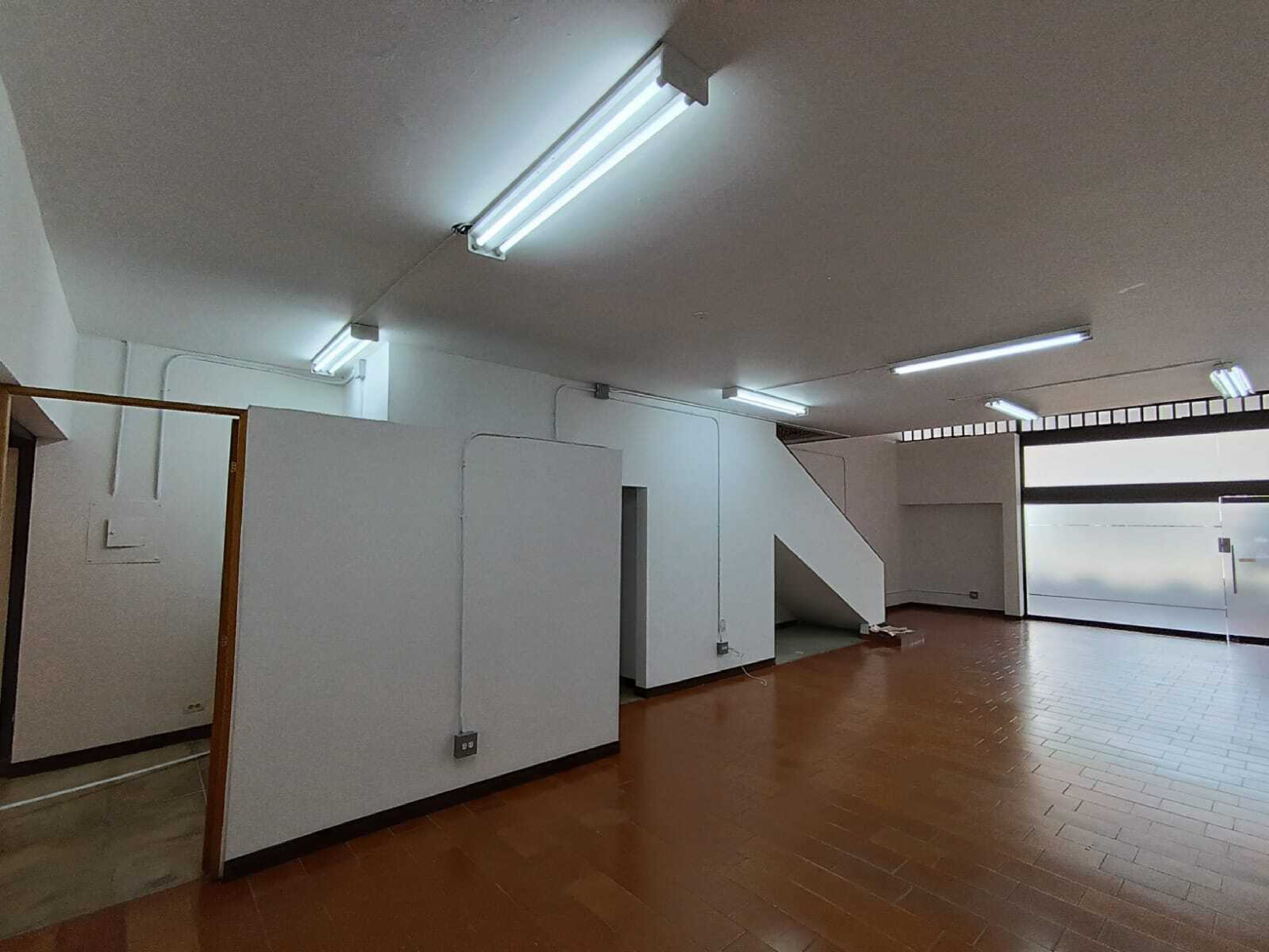 Local en arriendo Antioquia Itagüí Simón Bolívar 149 m2 Habitaciones 0 Baños 0 Garajes 0 Precio $8195000