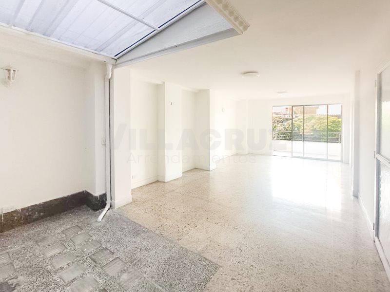 Apartamento en arriendo o venta Antioquia Medellín Los Pinos 151 m2 Habitaciones 4 Baños 3 Garajes 0 Precio venta $450000000 Precio arriendo $3000000