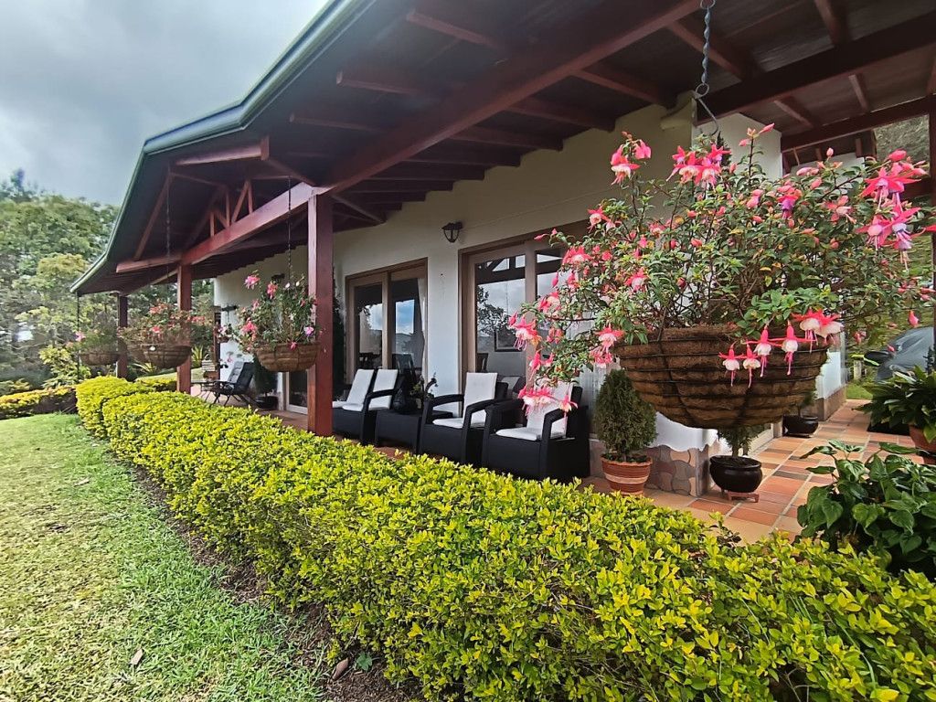 Casa Campestre en venta Antioquia Guarne Centro 113 m2 Habitaciones 3 Baños 3 Garajes 0 Precio $910000000