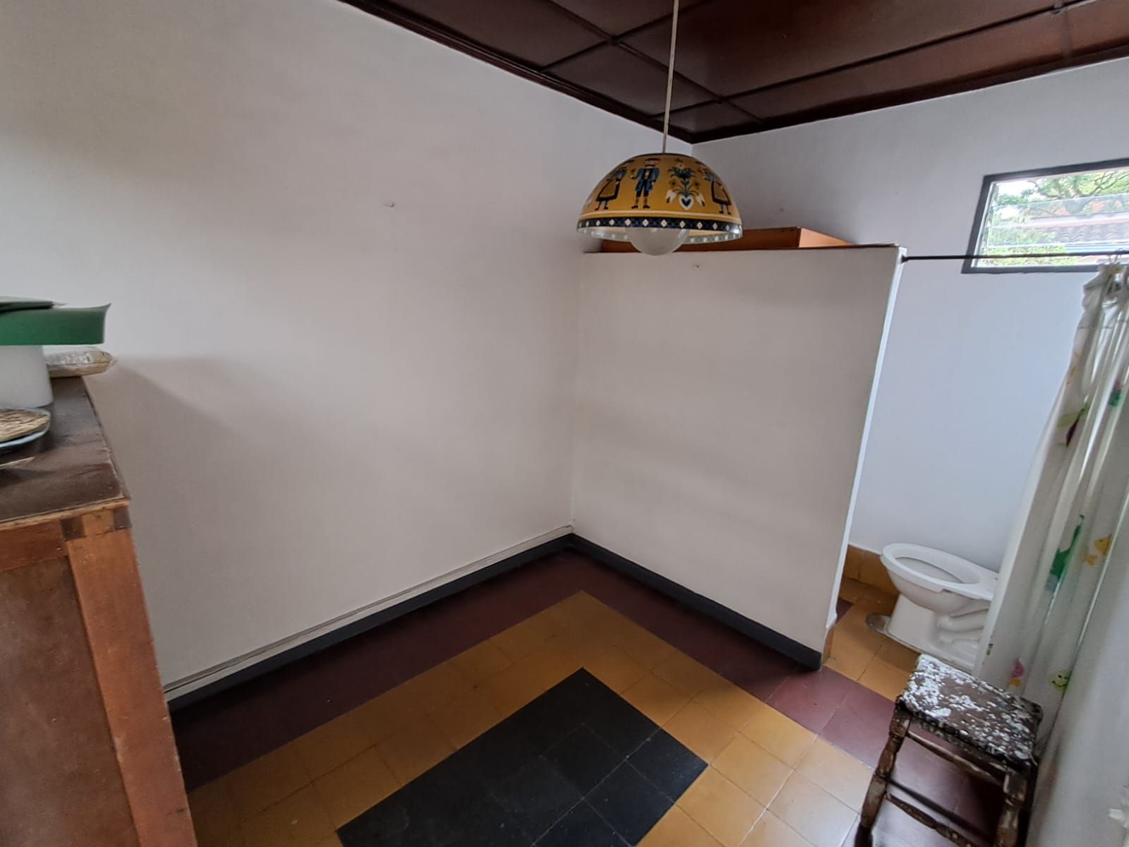 Local en arriendo Antioquia Envigado Zona Centro 565 m2 Habitaciones 0 Baños 4 Garajes 0 Precio $20000000