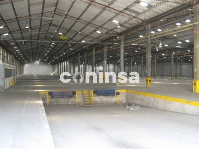 Bodega en arriendo Antioquia Itagüí Zona Industrial No 1 15000 m2 Habitaciones 0 Baños 4 Garajes 0 Precio $300000000