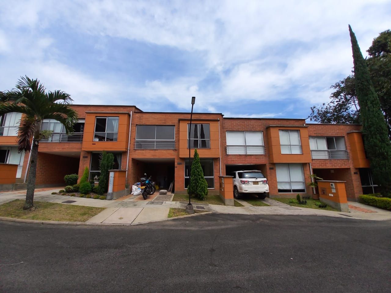 Casa en arriendo Antioquia La Estrella Jardin Botanico 170 m2 Habitaciones 3 Baños 3 Garajes 1 Precio $4950000