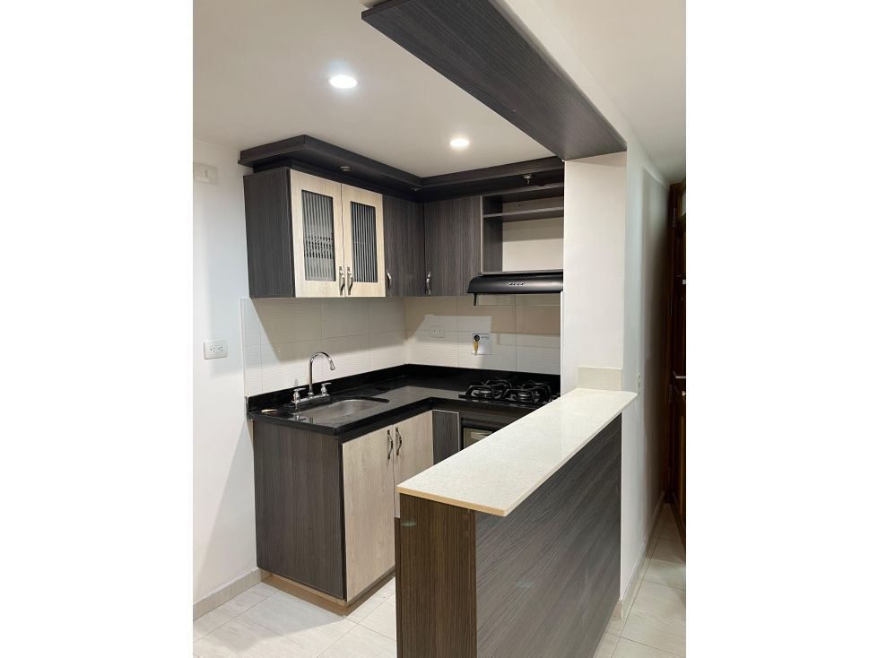 Apartamento en venta Antioquia Medellín Puertas Del Sol 47 m2 Habitaciones 3 Baños 1 Garajes 1 Precio $245000000