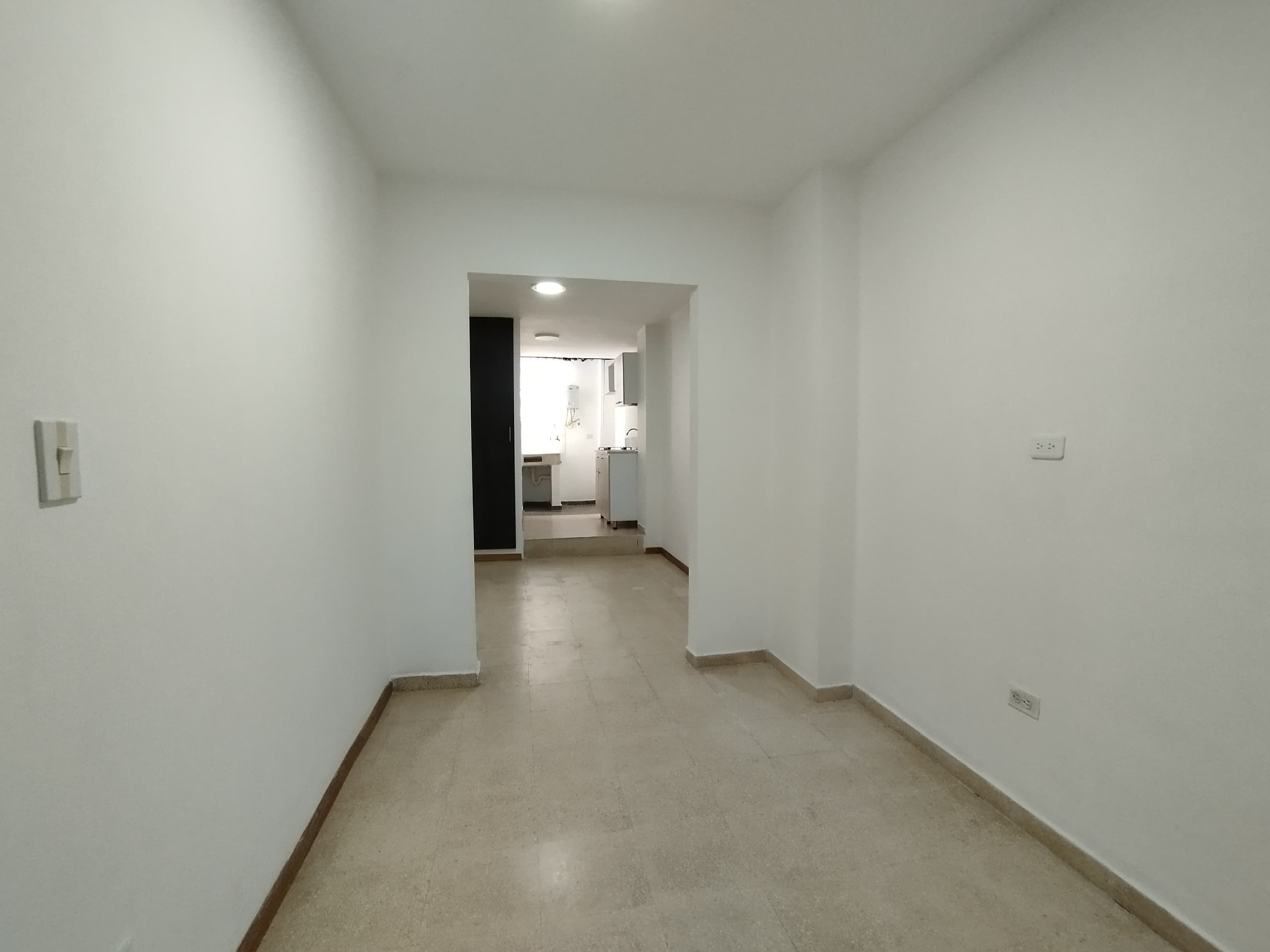 Oficina en arriendo Antioquia Envigado La Magnolia 50 m2 Habitaciones 0 Baños 1 Garajes 0 Precio $2000000