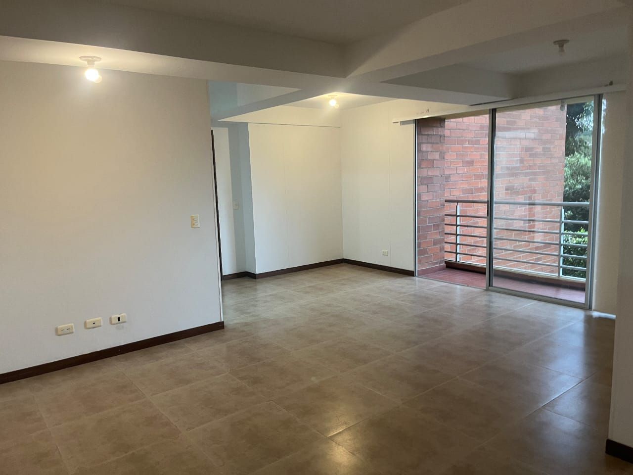 Apartamento en venta Risaralda Pereira Perla Del Sur 82 m2 Habitaciones 3 Baños 2 Garajes 1 Precio $420000000