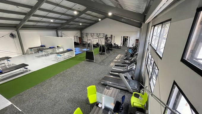 Local en arriendo Antioquia Medellín La Aguacatala 360 m2 Habitaciones 0 Baños 3 Garajes 5 Precio $28000000