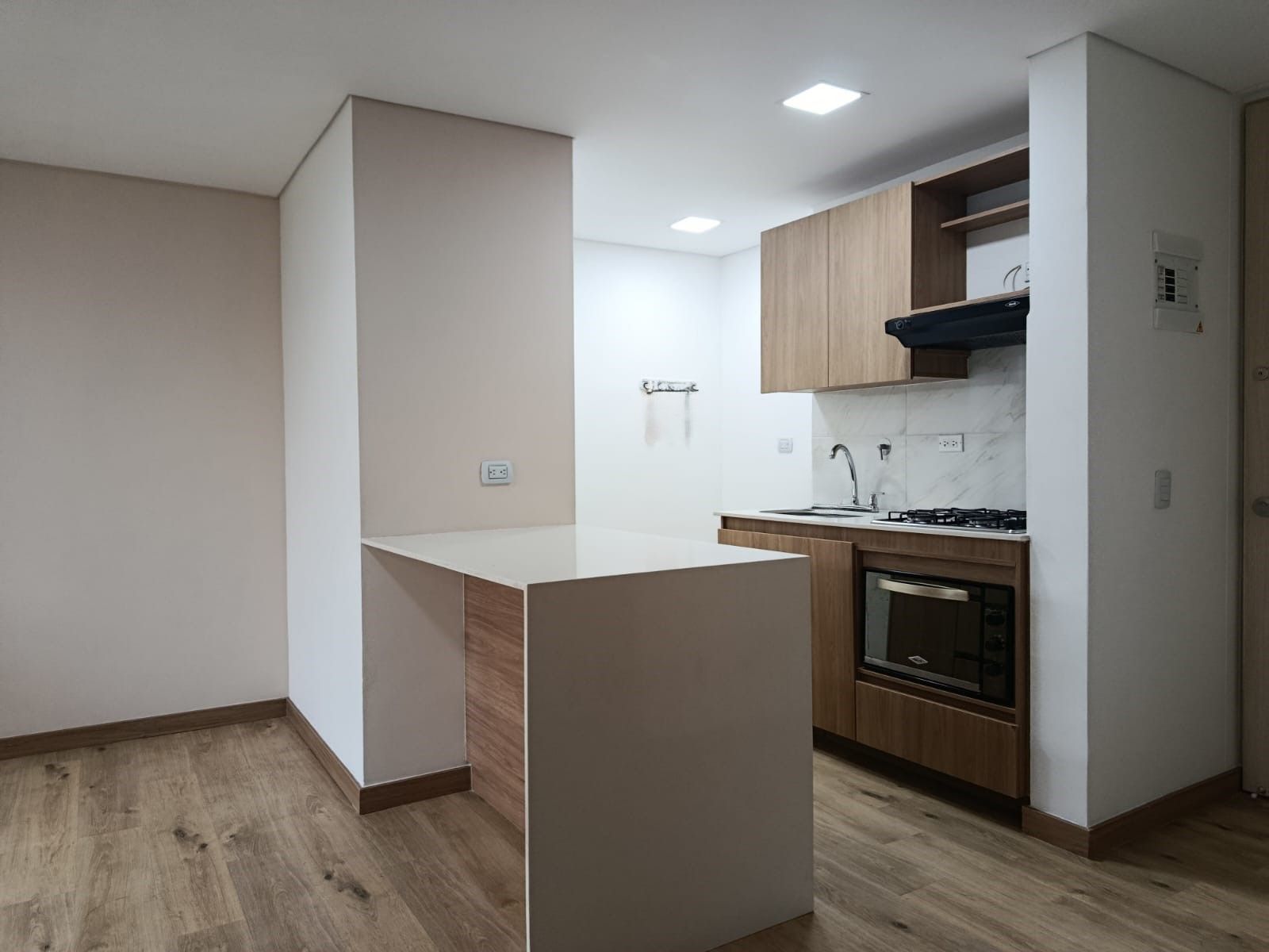 Apartamento en arriendo Antioquia Marinilla Marinilla 63 m2 Habitaciones 3 Baños 2 Garajes 1 Precio $1500000