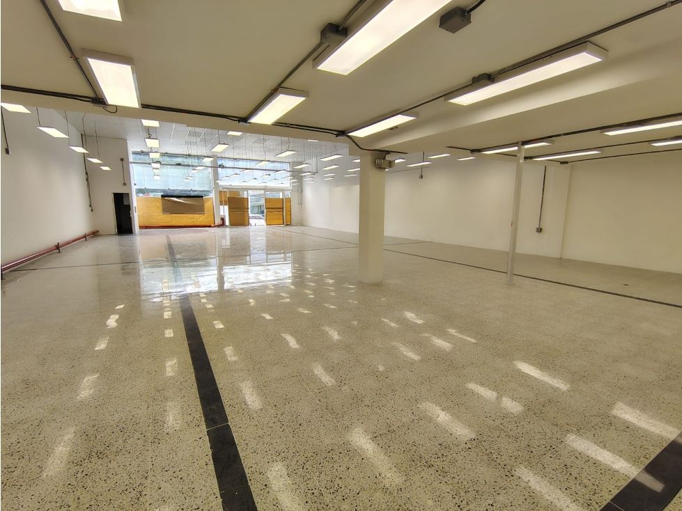 Bodega en arriendo Antioquia Medellín Patio Bonito 500 m2 Habitaciones 0 Baños 2 Garajes 2 Precio $28500000