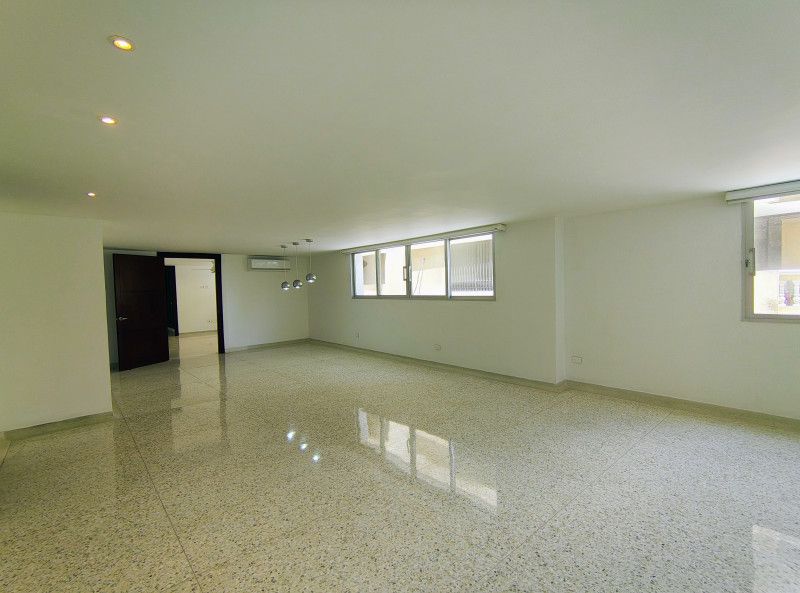 Apartamento en venta Atlántico Barranquilla El Prado 270 m2 Habitaciones 4 Baños 4 Garajes 2 Precio $750000000