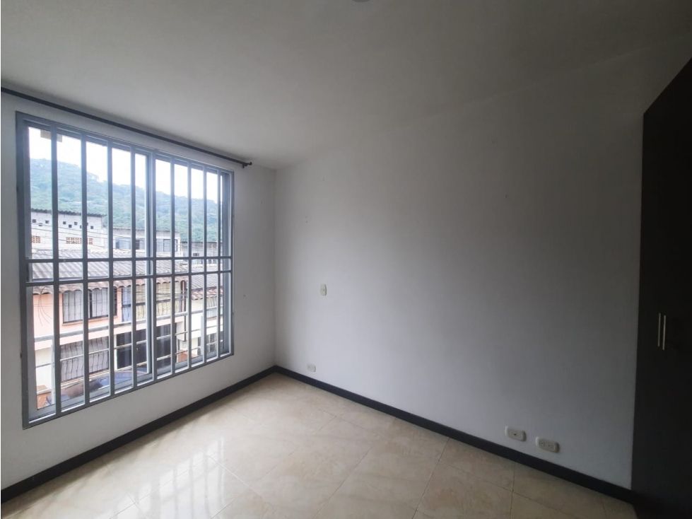 Casa en venta Caldas Manizales Viveros 120 m2 Habitaciones 2 Baños 2 Garajes 1 Precio $330000000