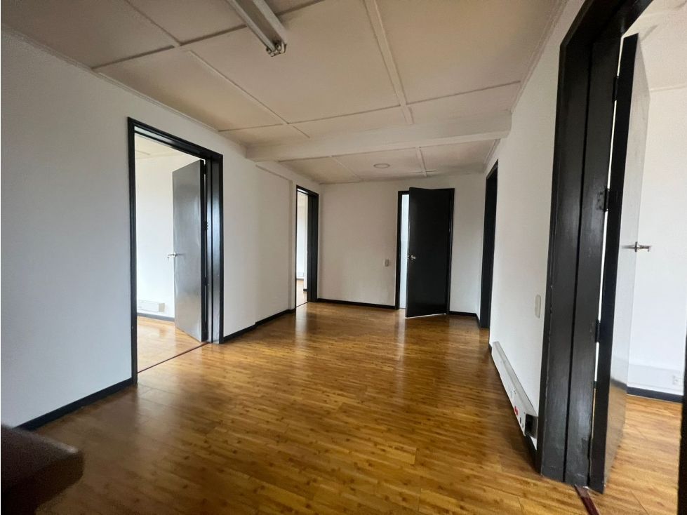 Casa en venta Caldas Manizales Belen 680 m2 Habitaciones 15 Baños 5 Garajes 1 Precio $2300000000