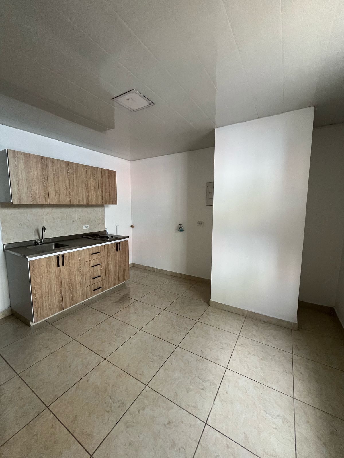 Apartamento en arriendo Antioquia Medellín Villanueva 38 m2 Habitaciones 1 Baños 1 Garajes 0 Precio $1200000