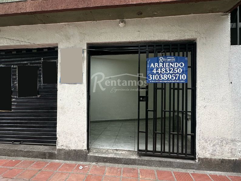Local en arriendo Antioquia Medellín Urbanizacion Sorrento 40 m2 Habitaciones 0 Baños 1 Garajes 0 Precio $2100000