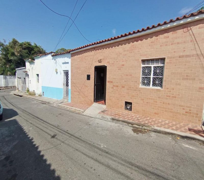 Casa en venta Santander Bucaramanga Gaitan 160 m2 Habitaciones 5 Baños 2 Garajes 0 Precio $310000000