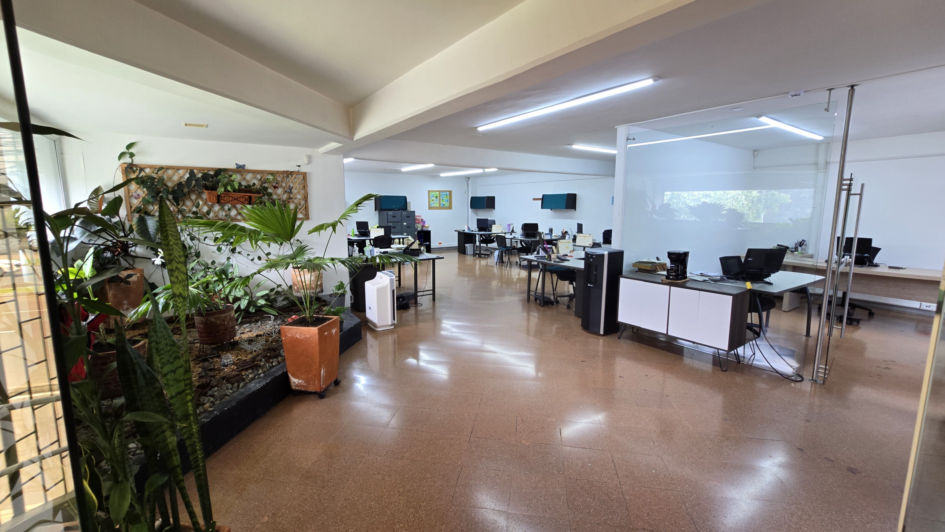 Edificio en arriendo Antioquia Medellín La Aguacatala 400 m2 Habitaciones 0 Baños 3 Garajes 0 Precio $18000000