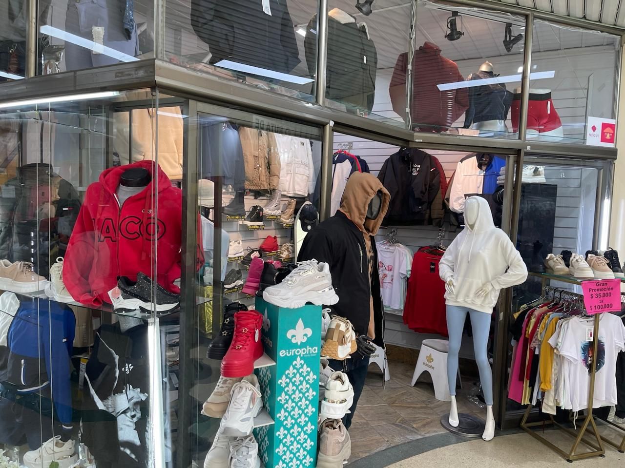 Local en venta Cundinamarca Bogotá Los Ejidos 7 m2 Habitaciones 0 Baños 0 Garajes 0 Precio $130000000