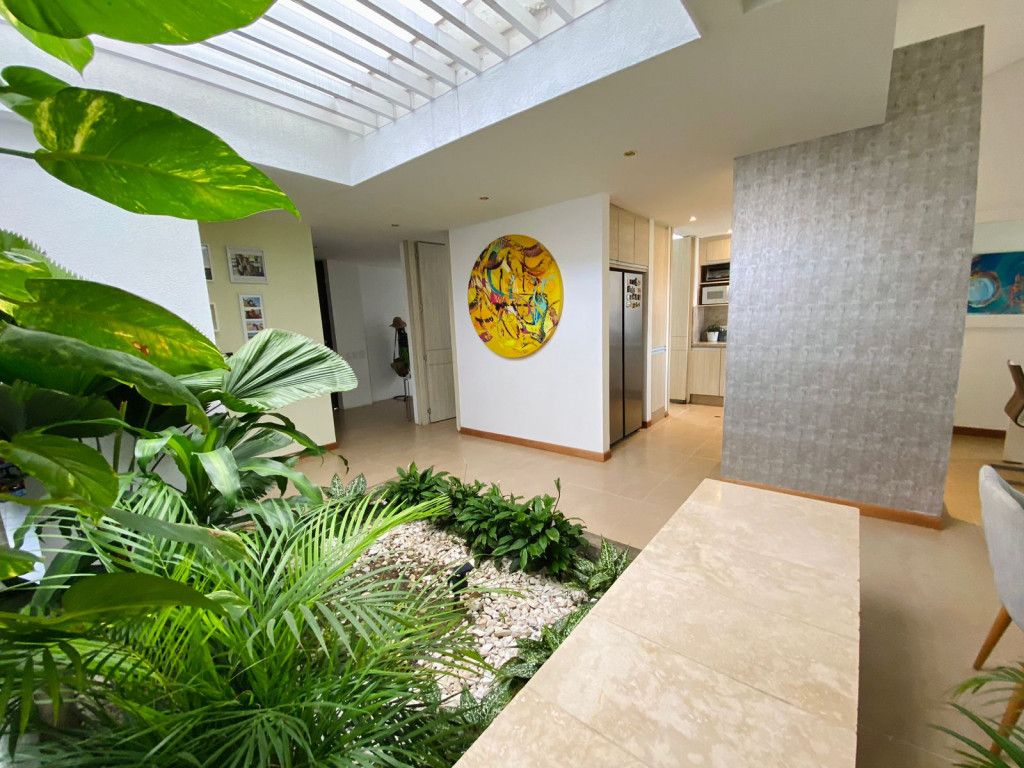 Casa en venta Valle Del Cauca Jamundí Cn Almendros Del Castillo 128 m2 Habitaciones 4 Baños 4 Garajes 4 Precio $680000000