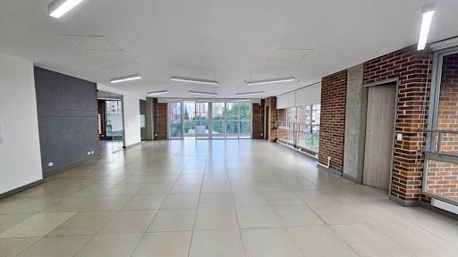 Oficina en arriendo Antioquia Medellín La Linde 167 m2 Habitaciones 0 Baños 2 Garajes 3 Precio $13800000