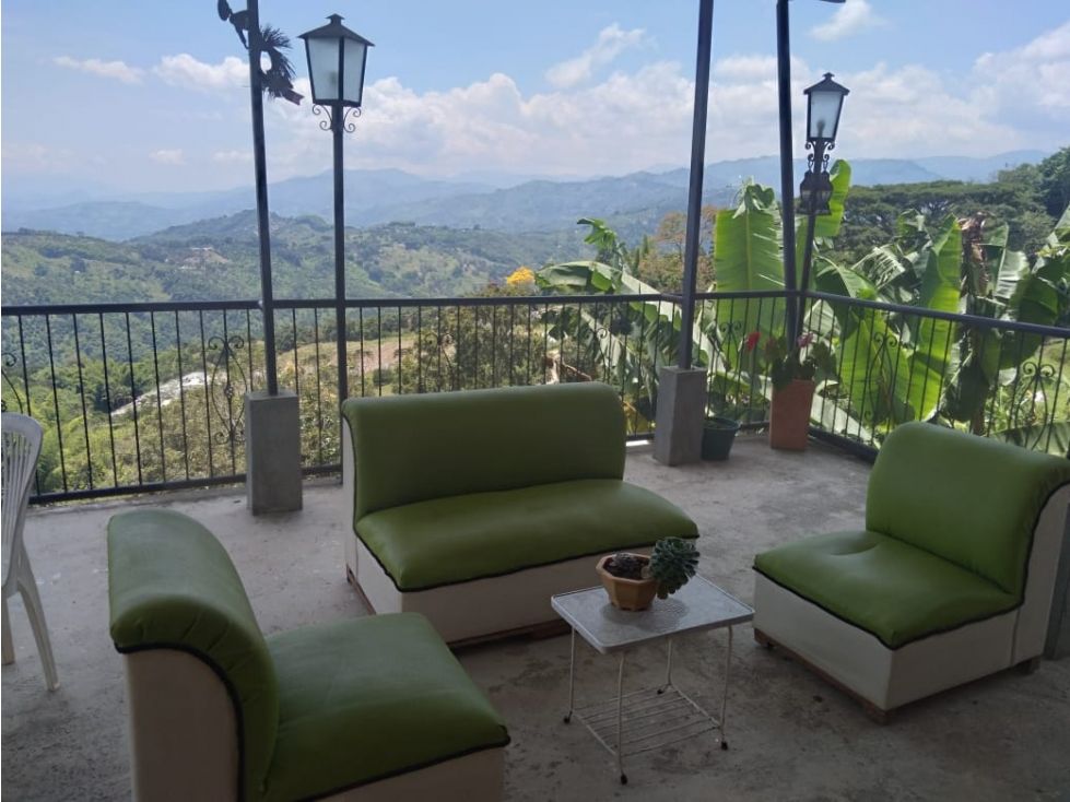 Finca en venta Caldas Manizales Los Sauces 2500 m2 Habitaciones 3 Baños 2 Garajes 1 Precio $450000000