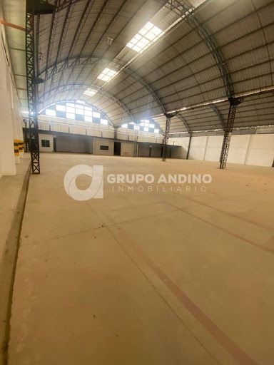 Bodega en arriendo Santander Bucaramanga Bucaramanga 1780 m2 Habitaciones 0 Baños 10 Garajes 5 Precio $35000000