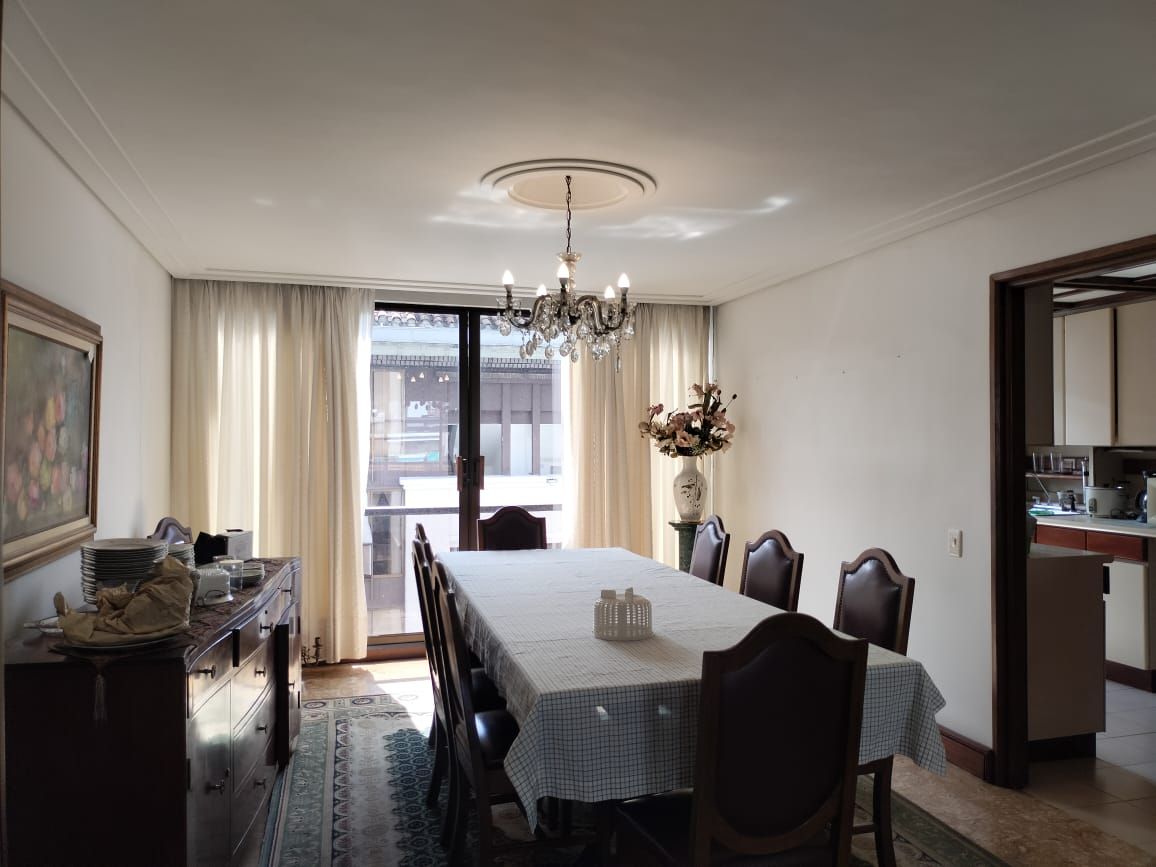 Apartamento en venta Antioquia Medellín Astorga 220 m2 Habitaciones 3 Baños 4 Garajes 3 Precio $1510000000