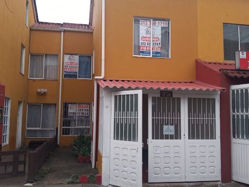 Casa en arriendo Cundinamarca Soacha Prado De Los Rosales 115 m2 Habitaciones 4 Baños 2 Garajes 1 Precio $1450000