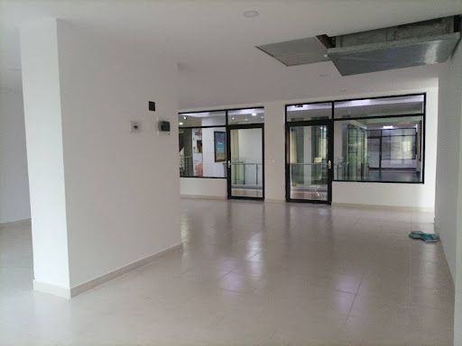 Local en arriendo Antioquia Medellín Los Balsos No2 140 m2 Habitaciones 0 Baños 0 Garajes 2 Precio $14495000