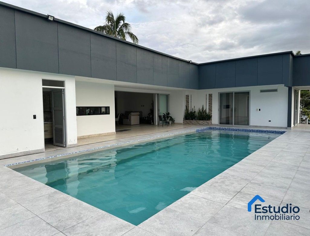 Casa Campestre en venta Risaralda Pereira Br San Fernando 420 m2 Habitaciones 3 Baños 5 Garajes 0 Precio $1600000000