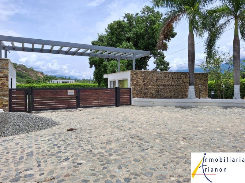 Lote en venta Antioquia Sopetrán Sopetran 2200 m2 Habitaciones 0 Baños 0 Garajes 0 Precio $220000000